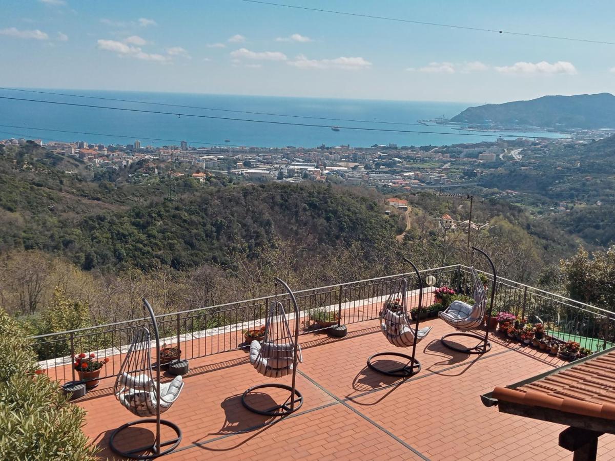 Casa Roberto B&B Savona Bagian luar foto