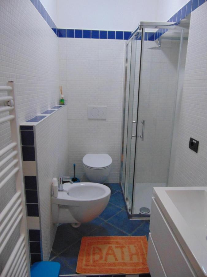 Casa Roberto B&B Savona Bagian luar foto